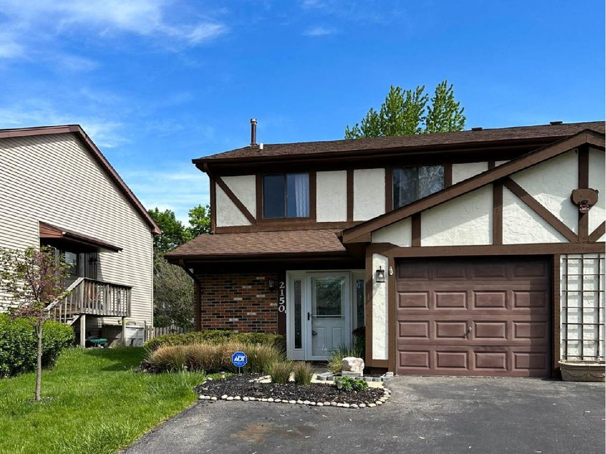 Homes & Condos & Townhomes Rented Woodlake Trails Hanover Park Illinois, 2150 Wildwood