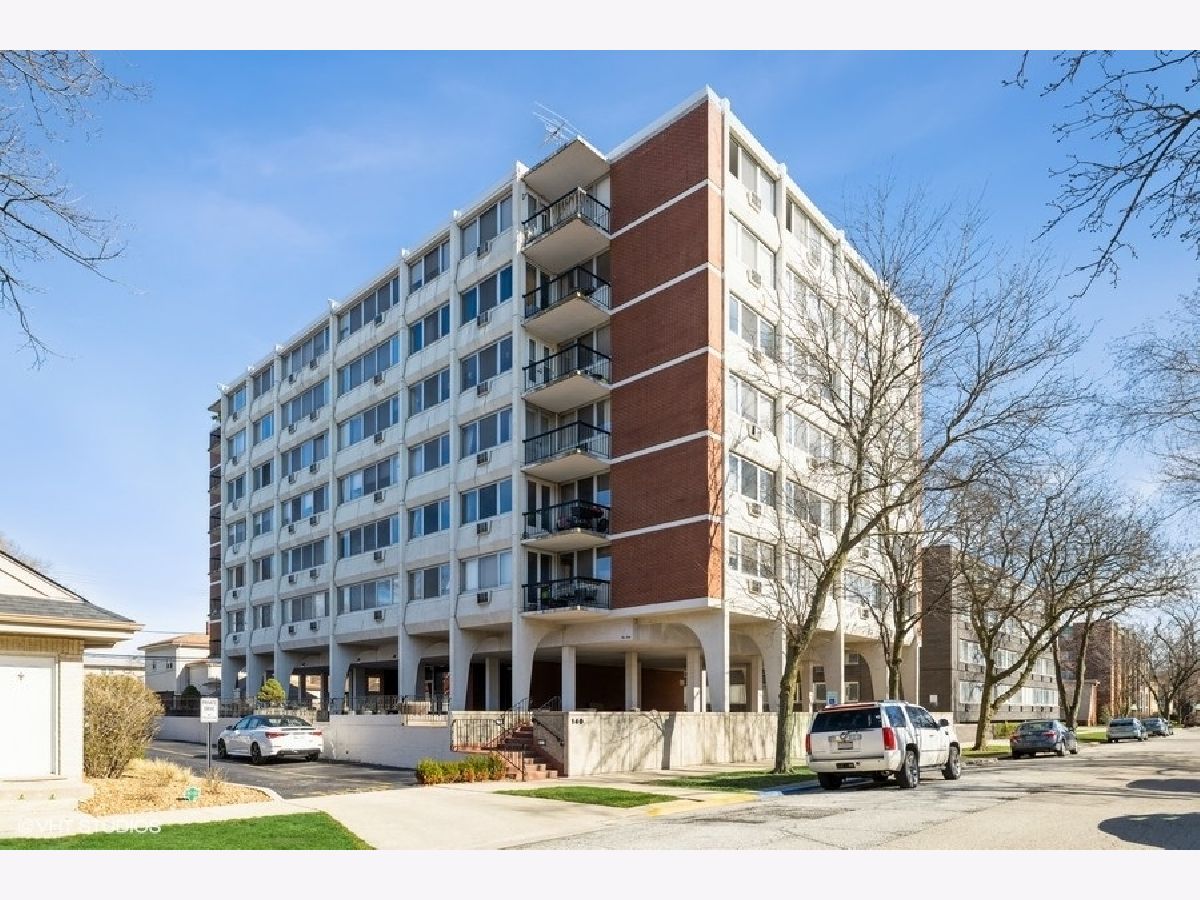 Condominiums Sold Ramar House Forest Park Illinois, 140 Marengo
