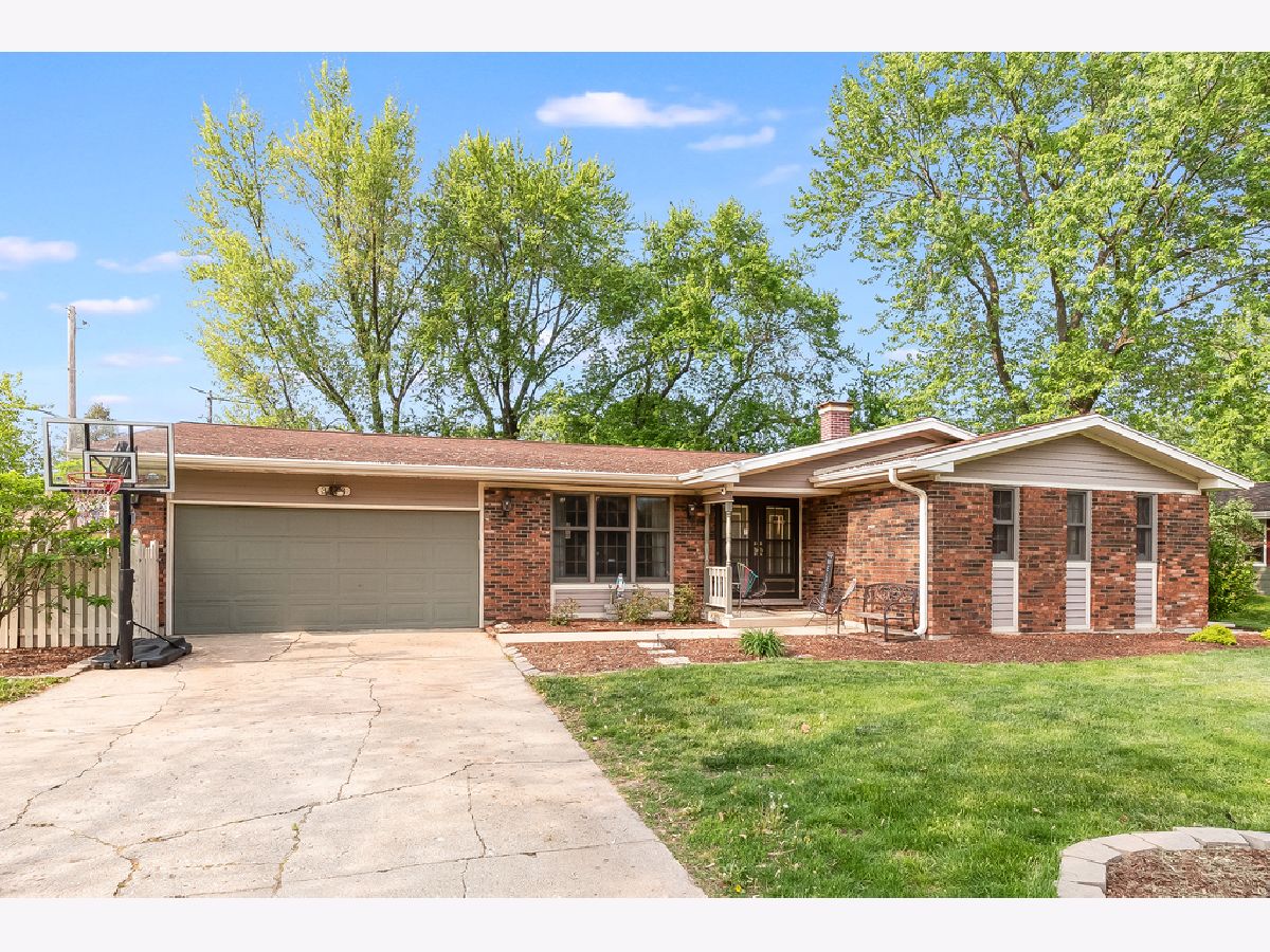 Homes Sold Pinecrest Joliet Illinois, 3103 Westgate