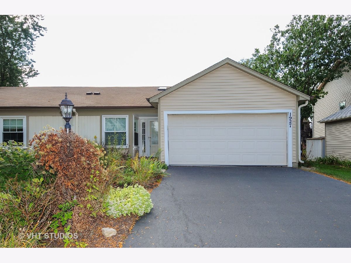 Townhomes Rented Ranchview Naperville Illinois, 1927 Appaloosa