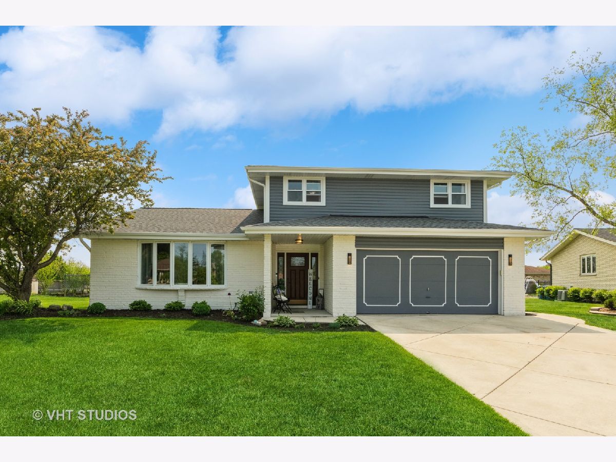 Homes Sold Pinewood North Orland Park Illinois, 13734 Logan