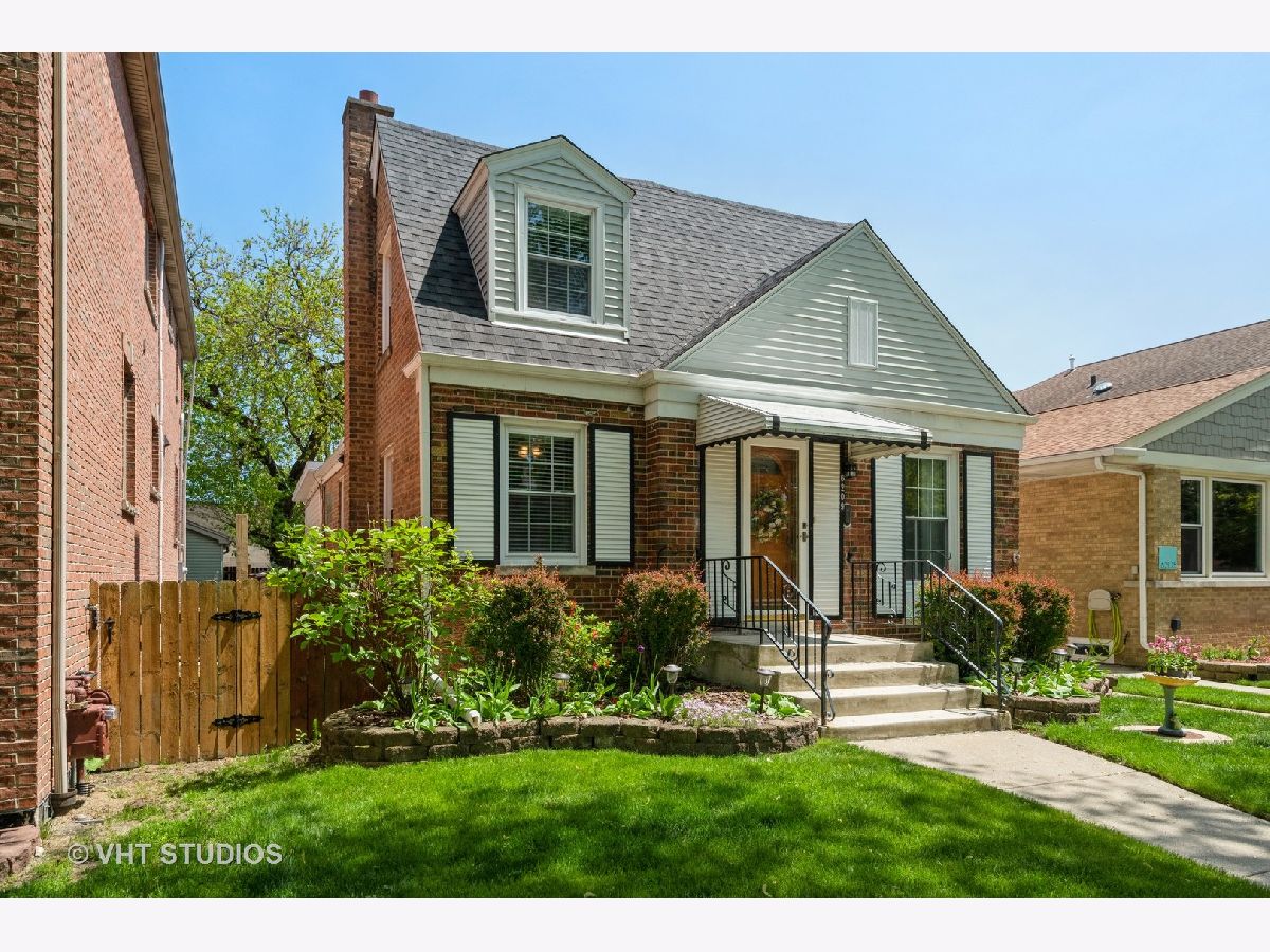 Homes & Condominiums Sold Sauganash Park Chicago Illinois, 6209 Keystone