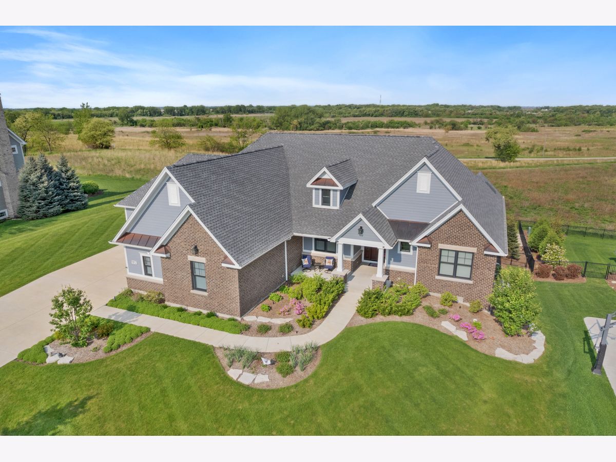 Homes Sold Hannaford Farm Sugar Grove Illinois, 1812 Hunters Ridge