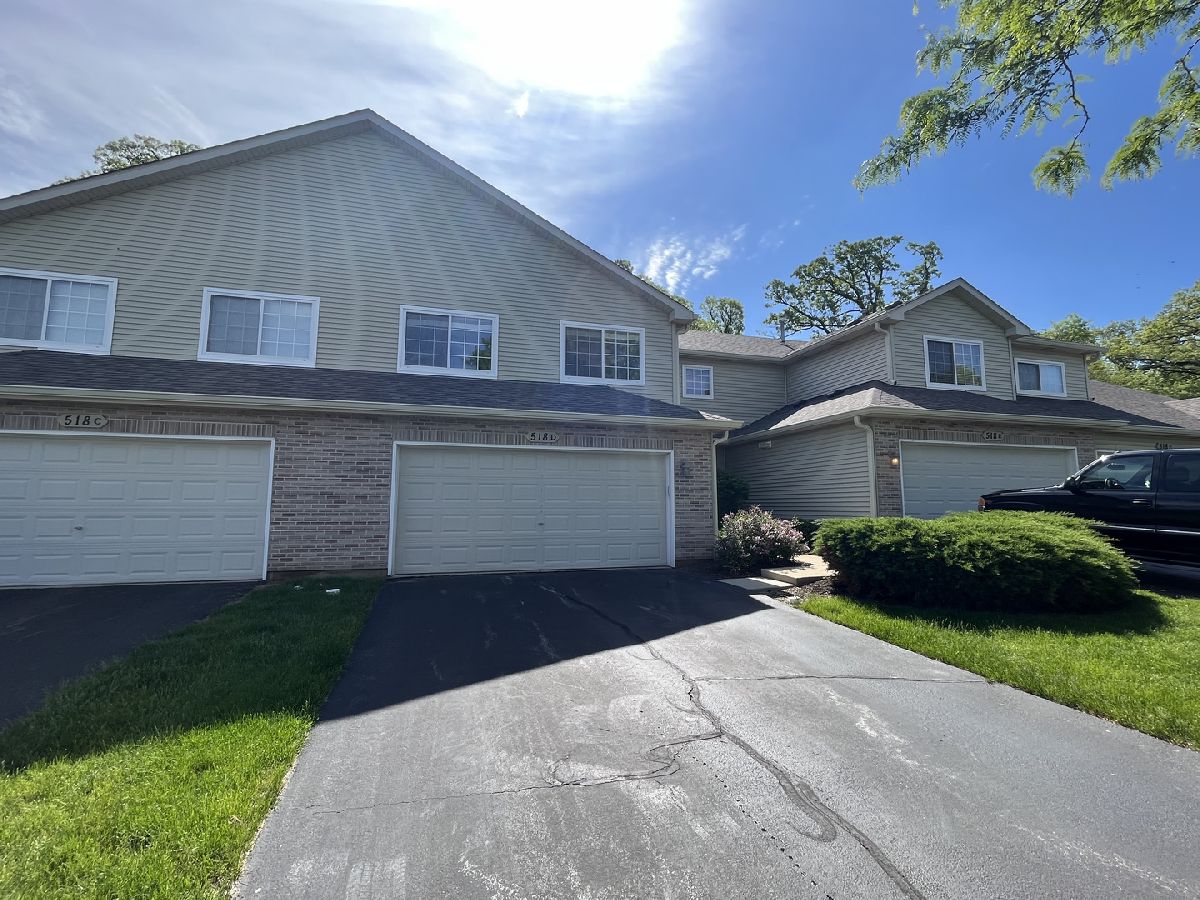 Townhomes Sold Rolling Oaks Sugar Grove Illinois, 518 Mallard