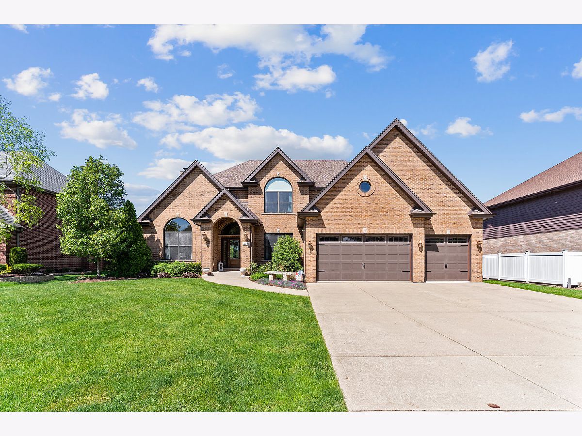 Homes Sold Meadowcrest Homer Glen Illinois, 17010 Meadowcrest