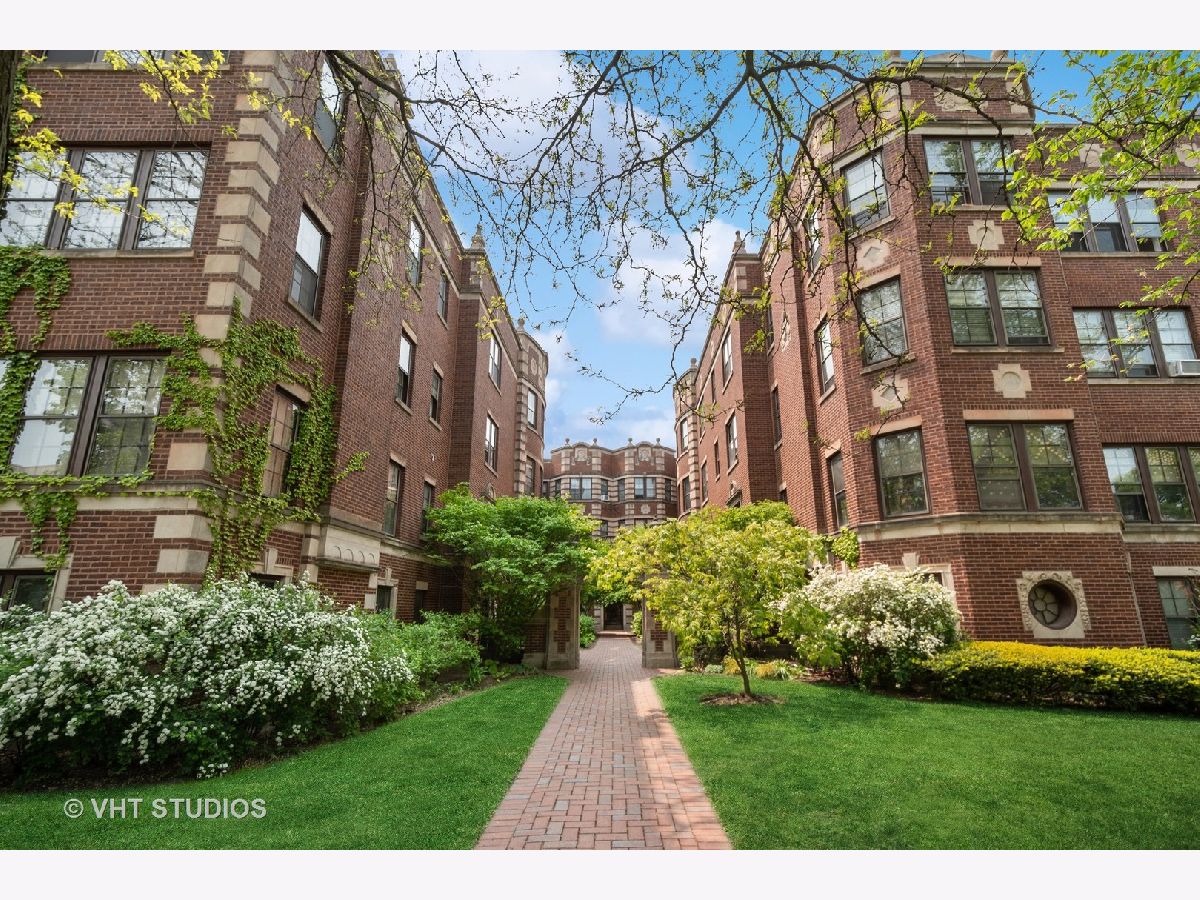 Condominiums Sold St Francis Courts Evanston Illinois, 380 Ridge