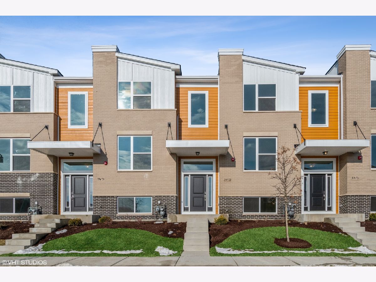 Condos & Townhomes Rented Everton Warrenville Illinois, 29W720 Cambridge