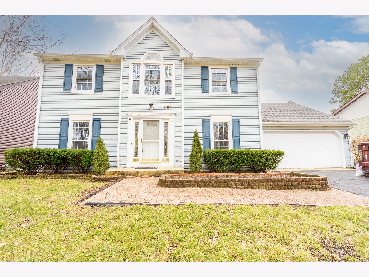 Homes & Condos & Townhomes Sold Creekside Naperville Illinois, 952 Creekside