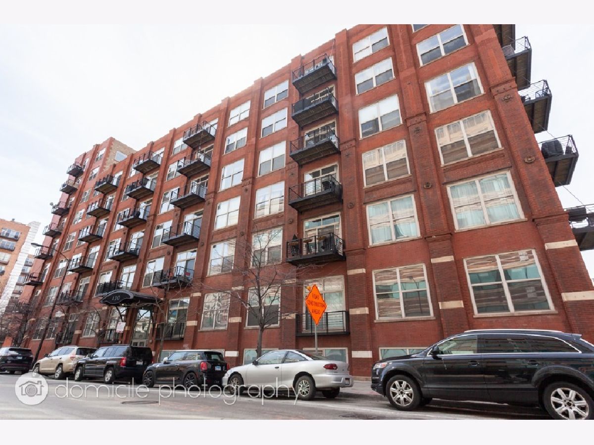 Condominiums Rented Gotham Lofts Chicago Illinois, 420 Clinton