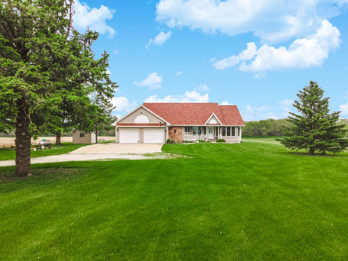  Sold Manville Illinois, 9375 3000 North