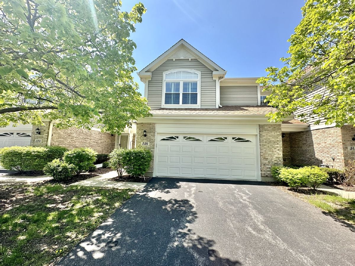 Townhomes & Homes Sold Grosse Pointe Circle Vernon Hills Illinois, 338 Bloomfield