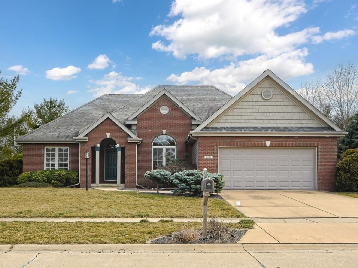 Homes Sold Appletree Monticello Illinois, 4011 Appletree