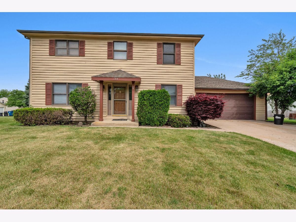Townhomes Sold Oak Tree Village Crest Hill Illinois, 1311 Cedarwood