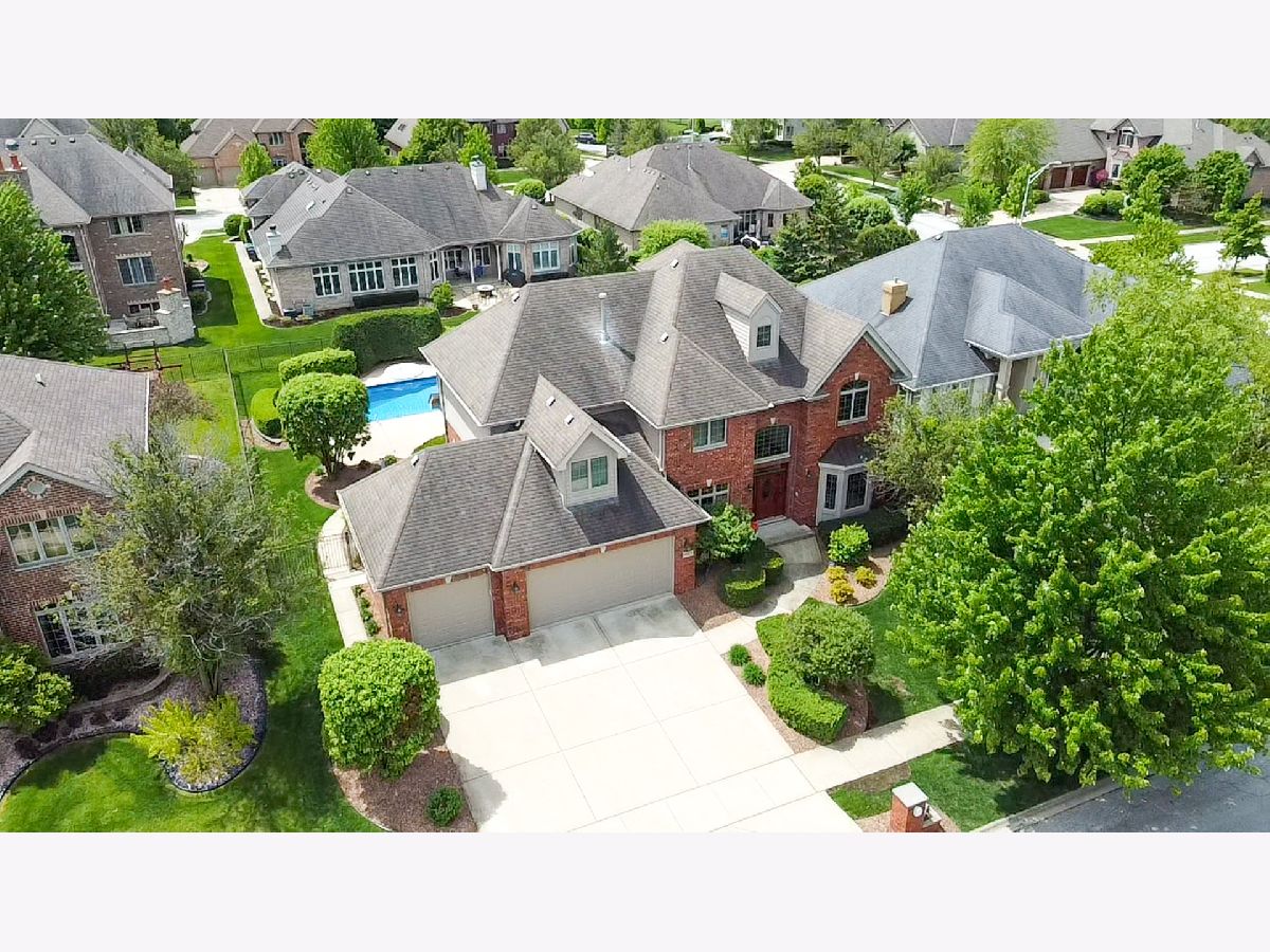 Homes Sold Deer Point Estates Orland Park Illinois, 10915 Moose