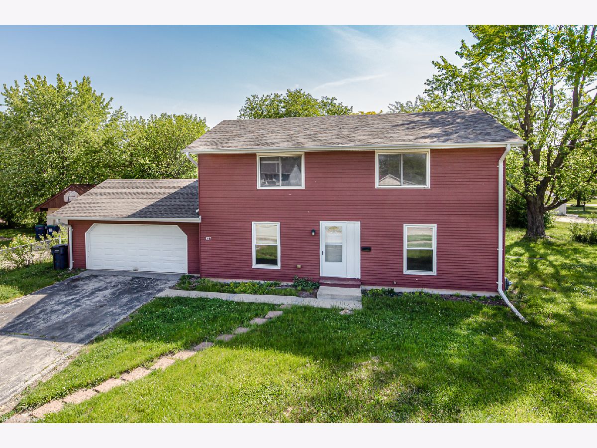 Homes Sold Cricket Hill Matteson Illinois, 837 Notre Dame