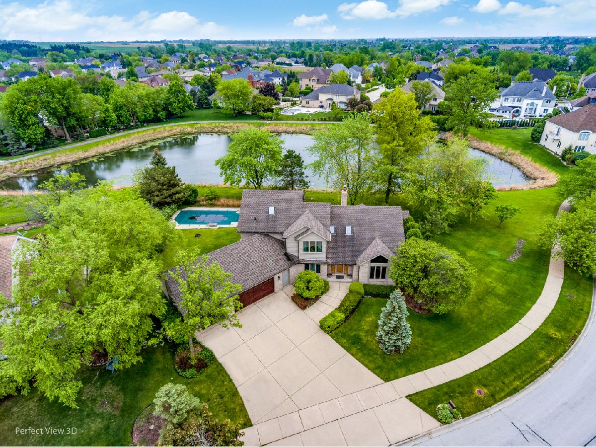 Homes & Townhomes Sold Mallard Landings Orland Park Illinois, 16957 Yearling Crossing