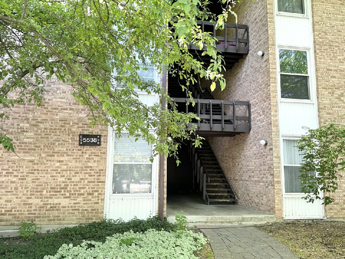 Four Lakes Lisle IL, Condos & Townhomes For Sale & For Rent Sadie