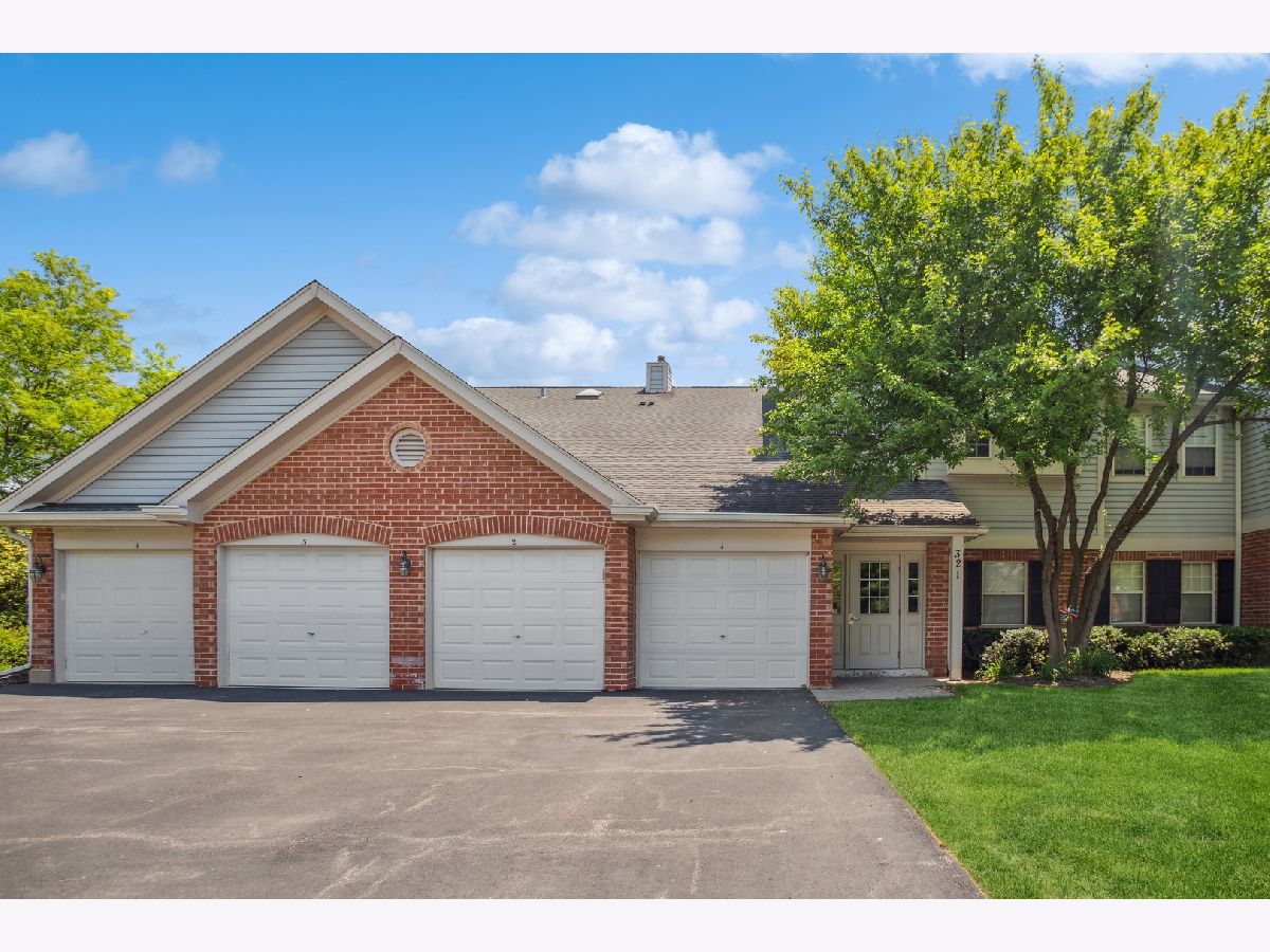 Townhomes & Condos Sold Heatherwood Schaumburg Illinois, 321 Pembroke
