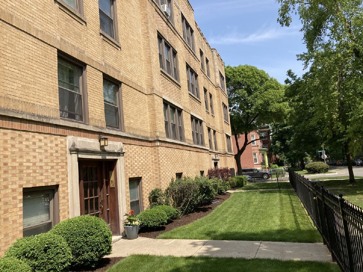 Condominiums Sold Wolcott Square Chicago Illinois, 5068 Wolcott