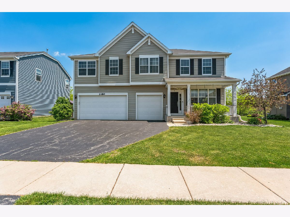 Homes Sold Liberty Lakes East Wauconda Illinois, 2480 Heron