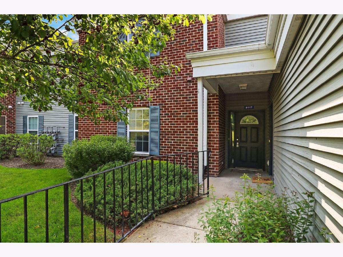 Townhomes & Condos Sold Reva Bay Fox Lake Illinois, 8117 Honeysuckle