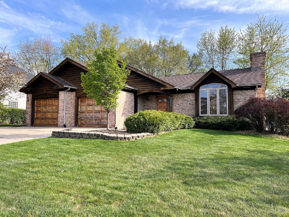 Homes Sold Whispering Pines Lockport Illinois, 16659 Arbor