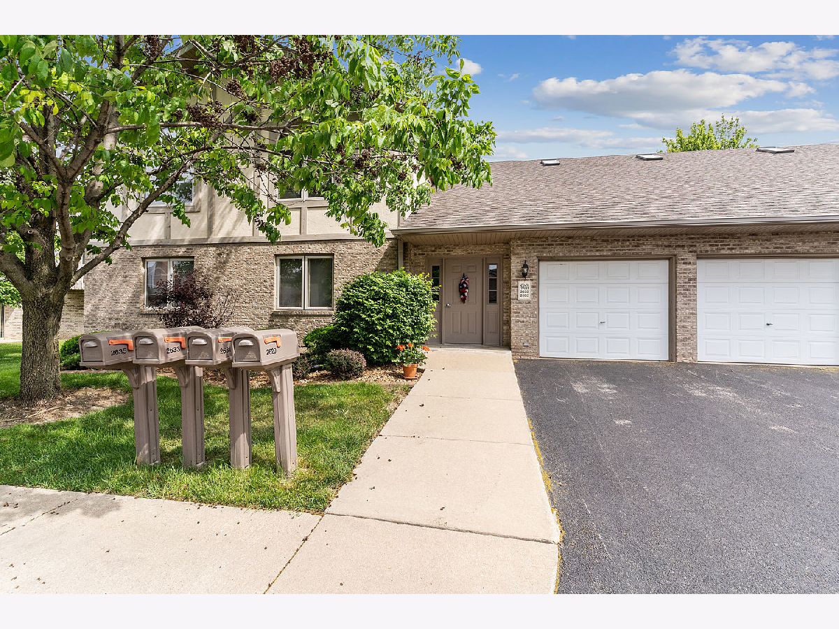 Condos & Townhomes Sold Fairway Estates Joliet Illinois, 2629 Eagle