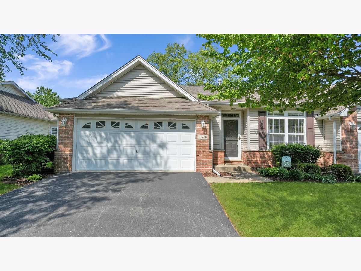 Townhomes Sold Pueblo Point Lockport Illinois, 16718 Sunset Ridge