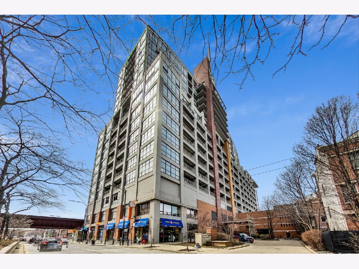 Condos & Townhomes Sold Dearborn Tower Chicago Illinois, 1530 State