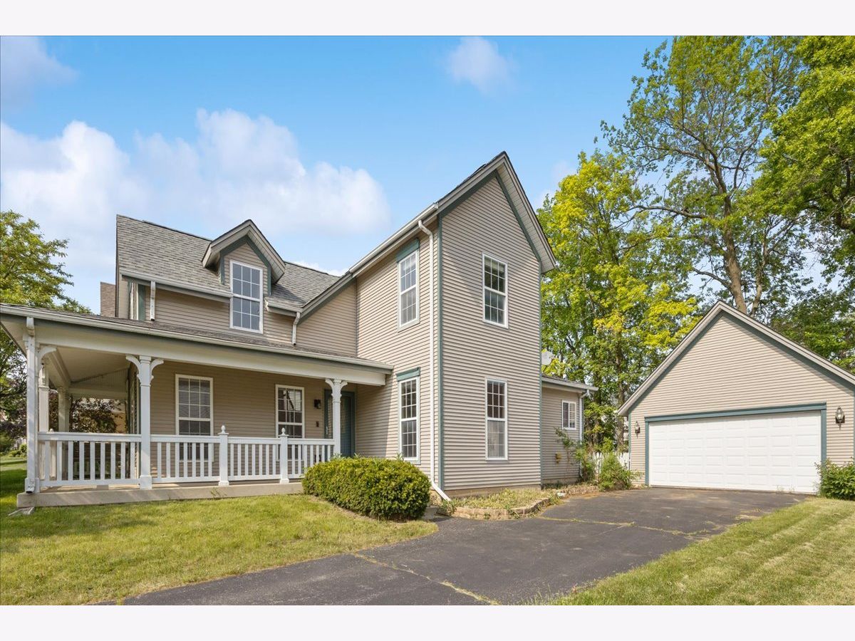 Homes Sold Country Lane Waukegan Illinois, 3133 Country