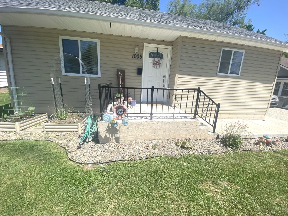  Sold Henry Illinois, 1005 Glen