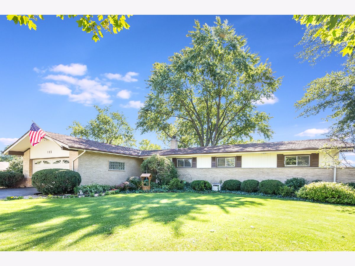 Homes Sold Capri Village Palatine Illinois, 593 Capri
