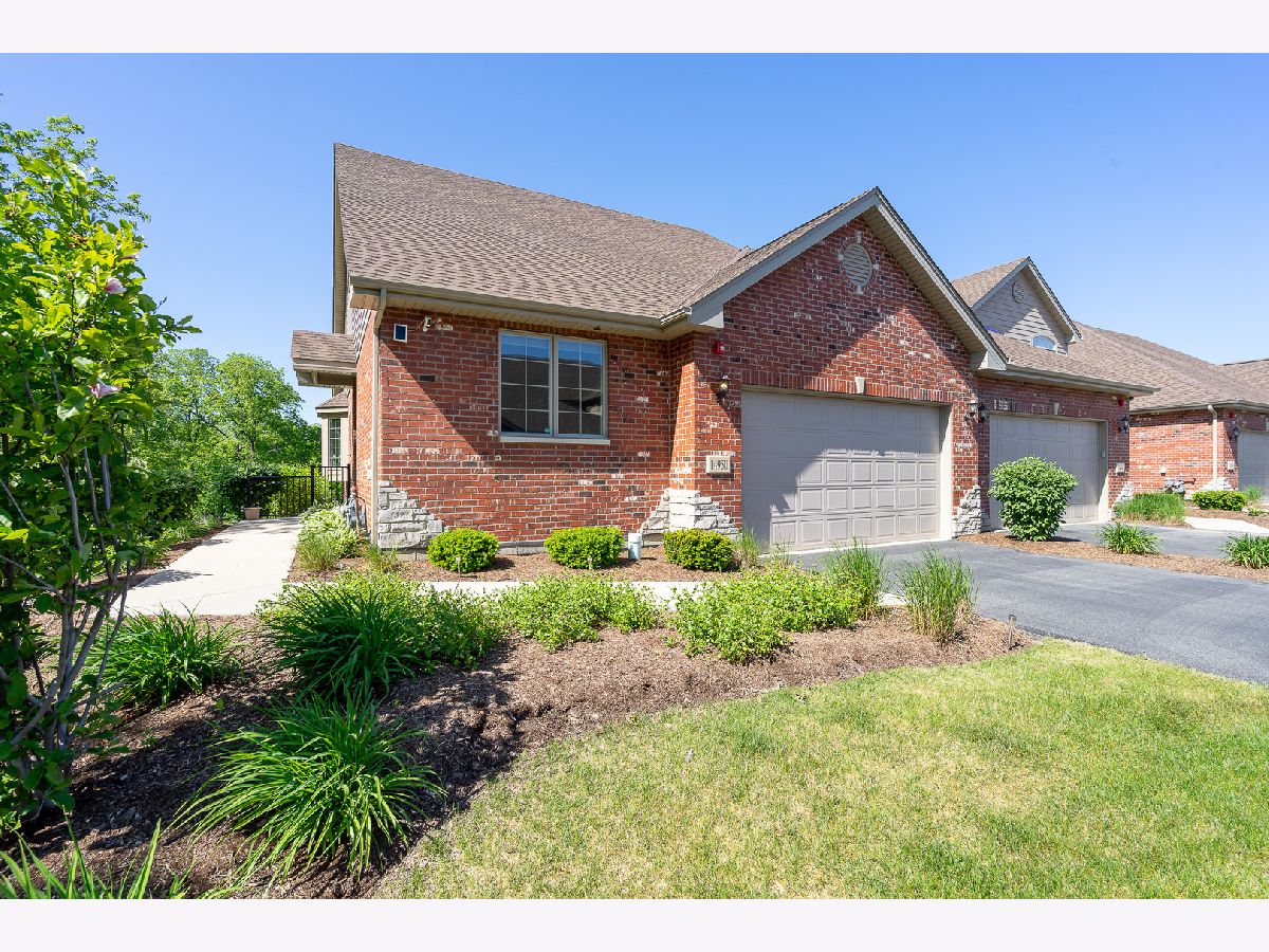 Townhomes Sold Hawthorne Preserves Lockport Illinois, 14950 Preserve