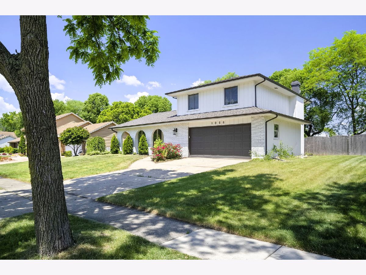 Homes & Condos & Townhomes Sold River Oaks Shorewood Illinois, 1008 Ranchwood