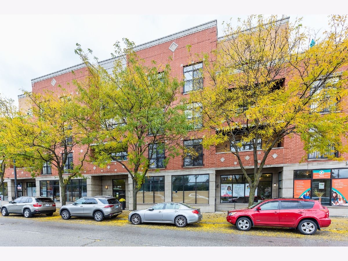 Homes & Condominiums Rented Peterson Park Chicago Illinois, 5766 Lincoln