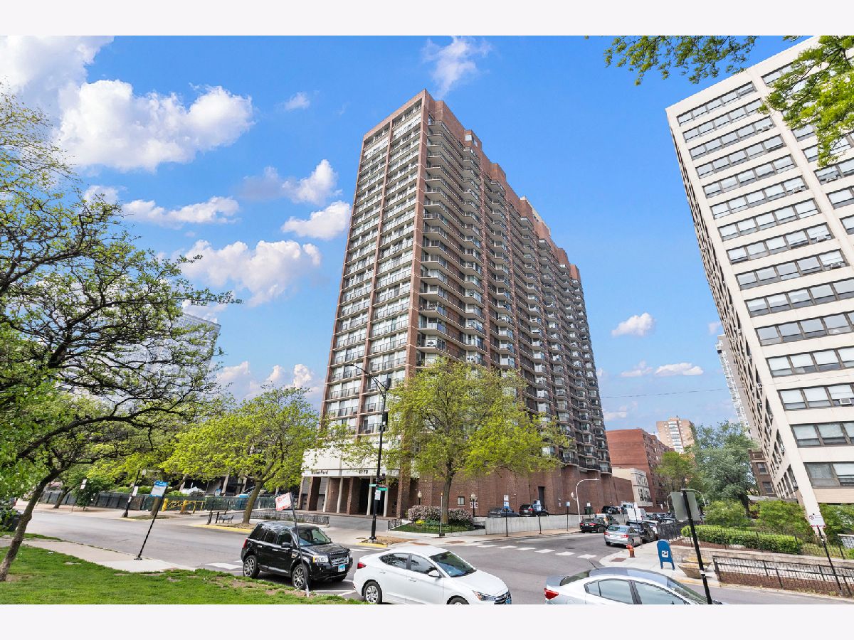 Condominiums Sold The Waterford Chicago Illinois, 4170 Marine