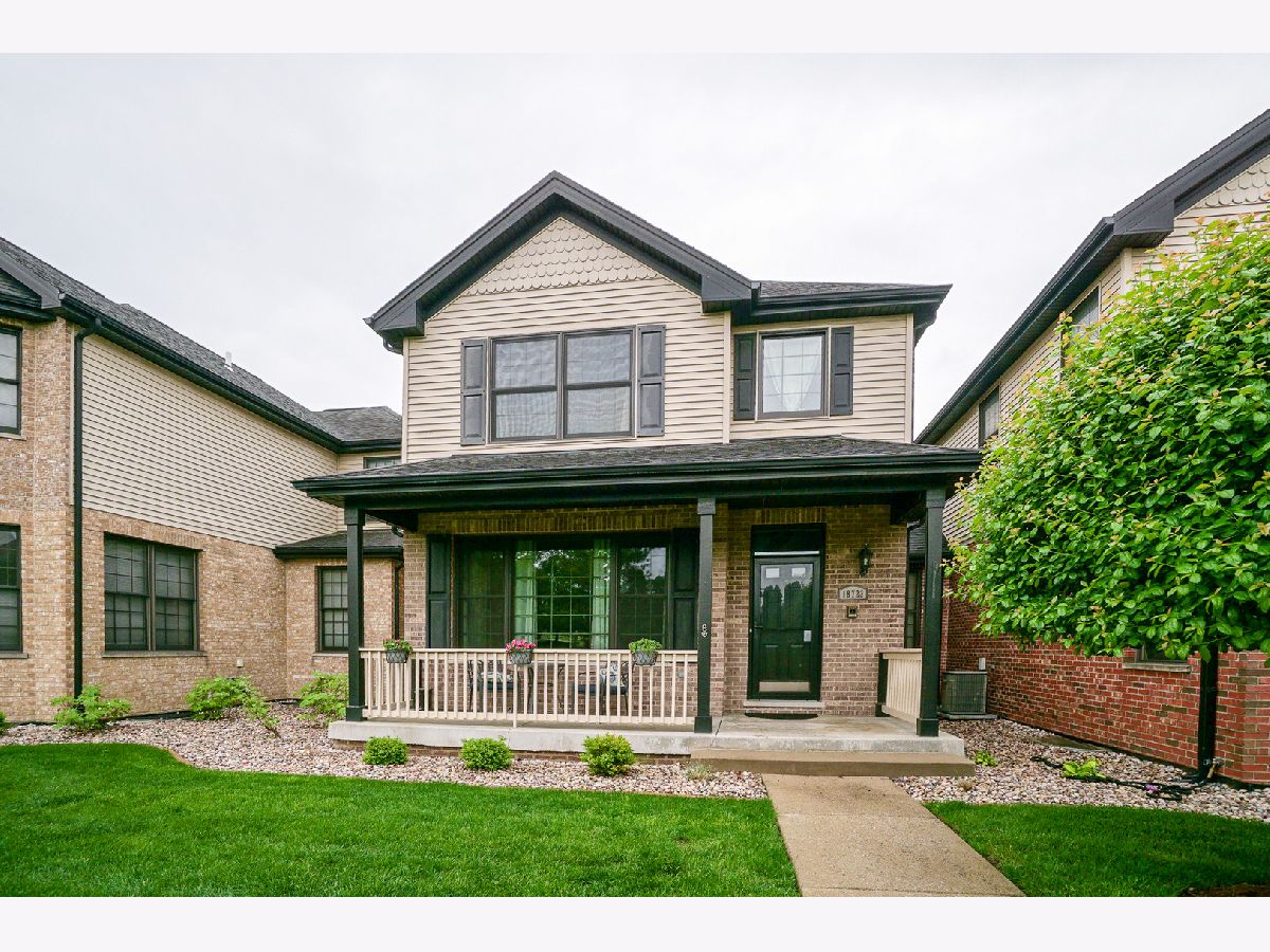 Townhomes Sold Old Mill Pond Mokena Illinois, 18723 Mill Creek