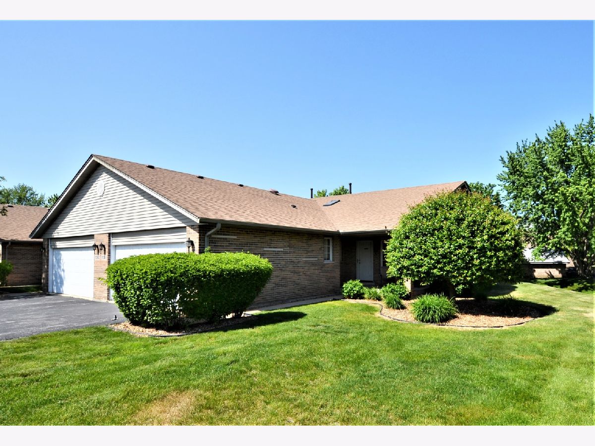 Condos & Townhomes Sold Rivercrest Manor Crestwood Illinois, 5000 Circle