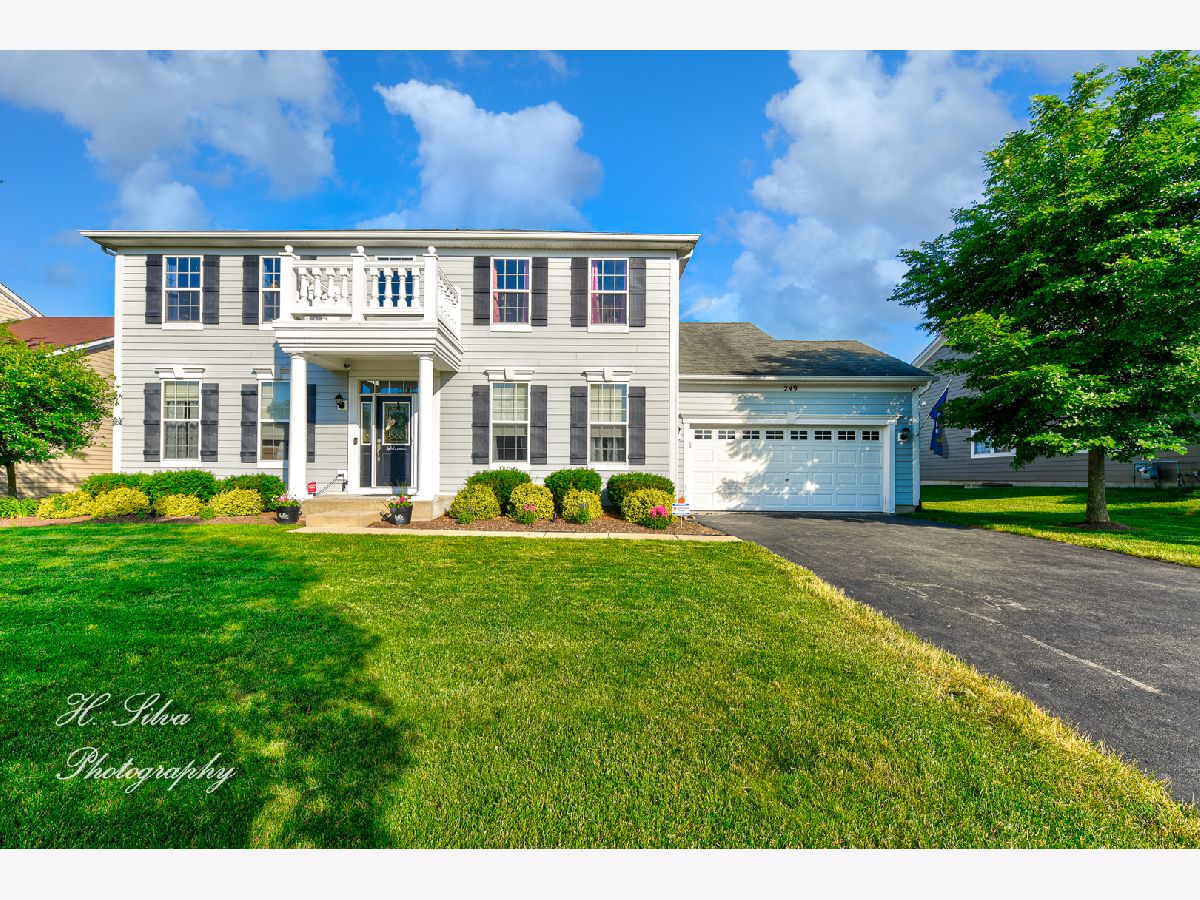 Homes & Townhomes Sold Copper Springs Elgin Illinois, 249 Sonora