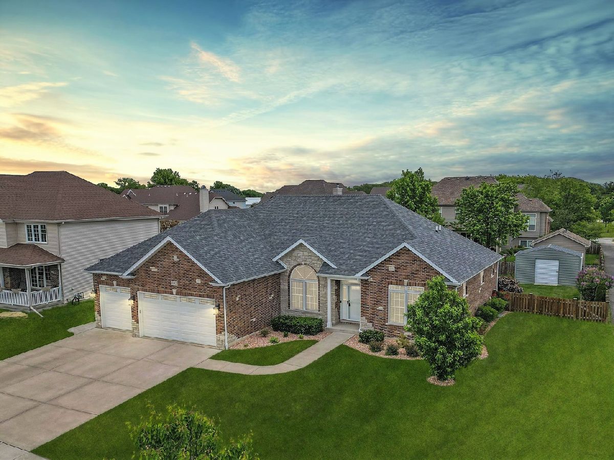 Homes Sold Westwind Minooka Illinois, 402 Hunter