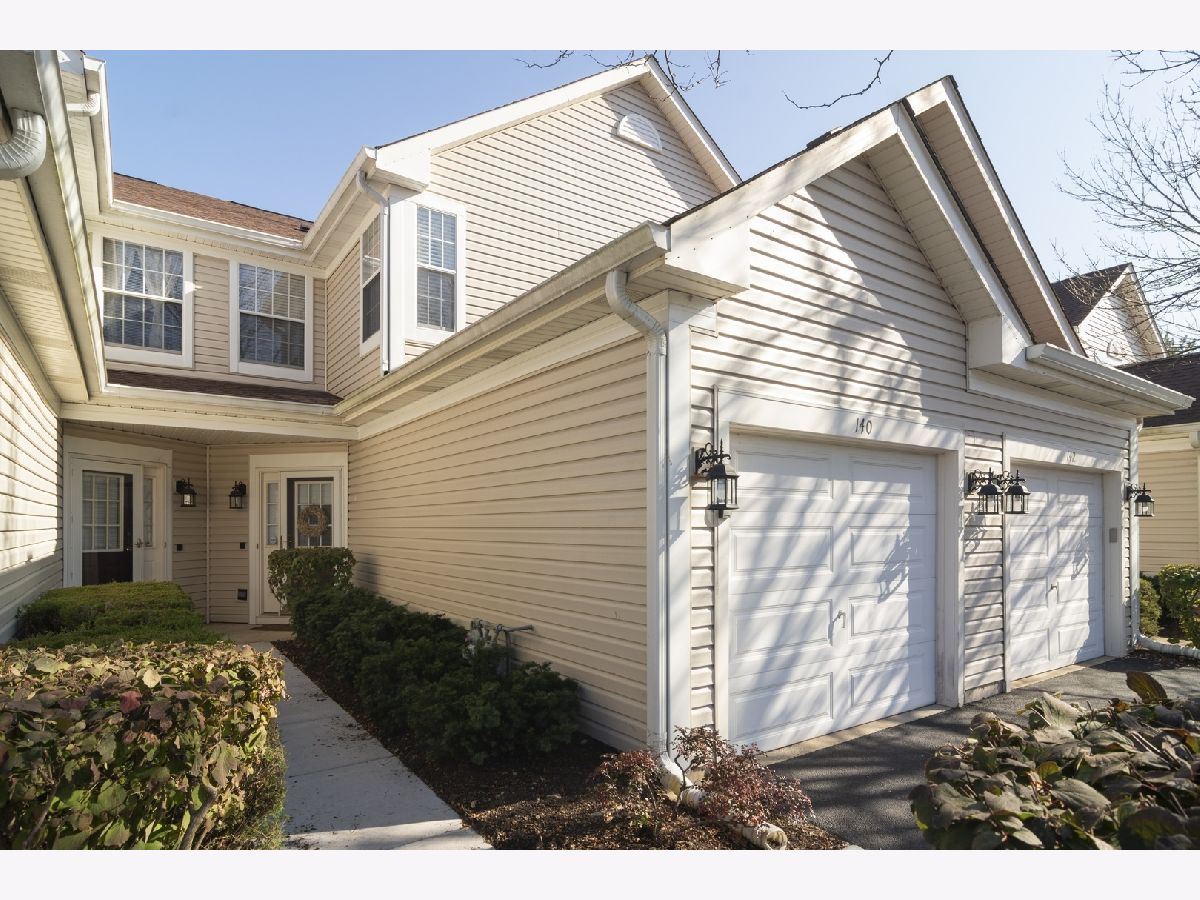 Townhomes & Condos Rented North Star Lake In The Hills Illinois, 140 Polaris