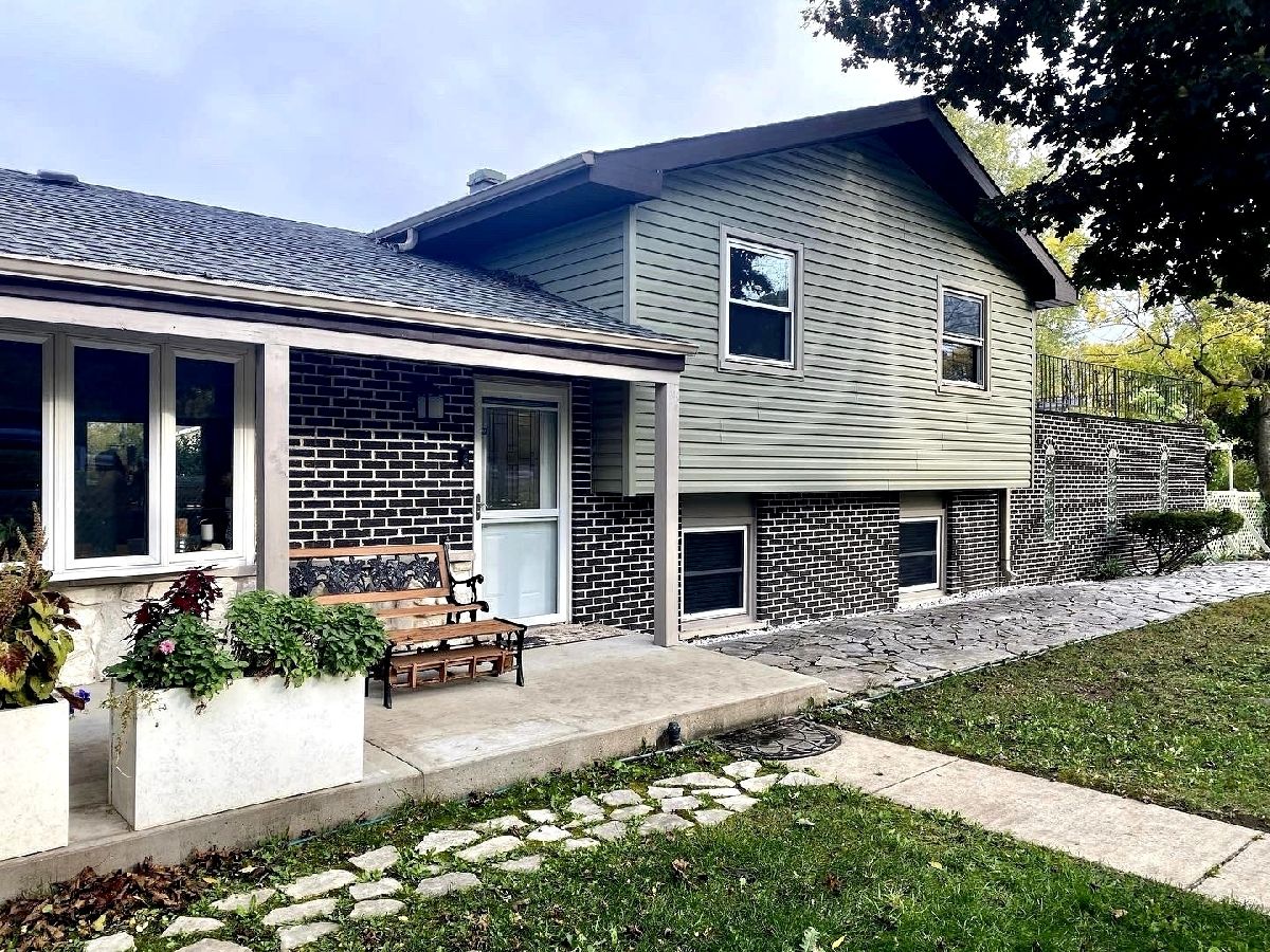 Homes Sold Palos On The Green Palos Hills Illinois, 8756 Taos