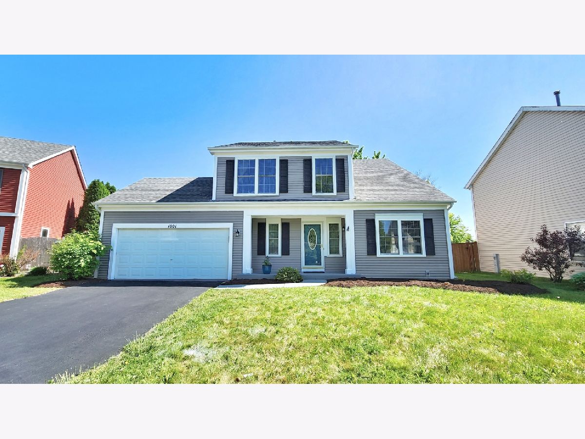 Homes Sold Keele Farms Carpentersville Illinois, 1001 Cortney