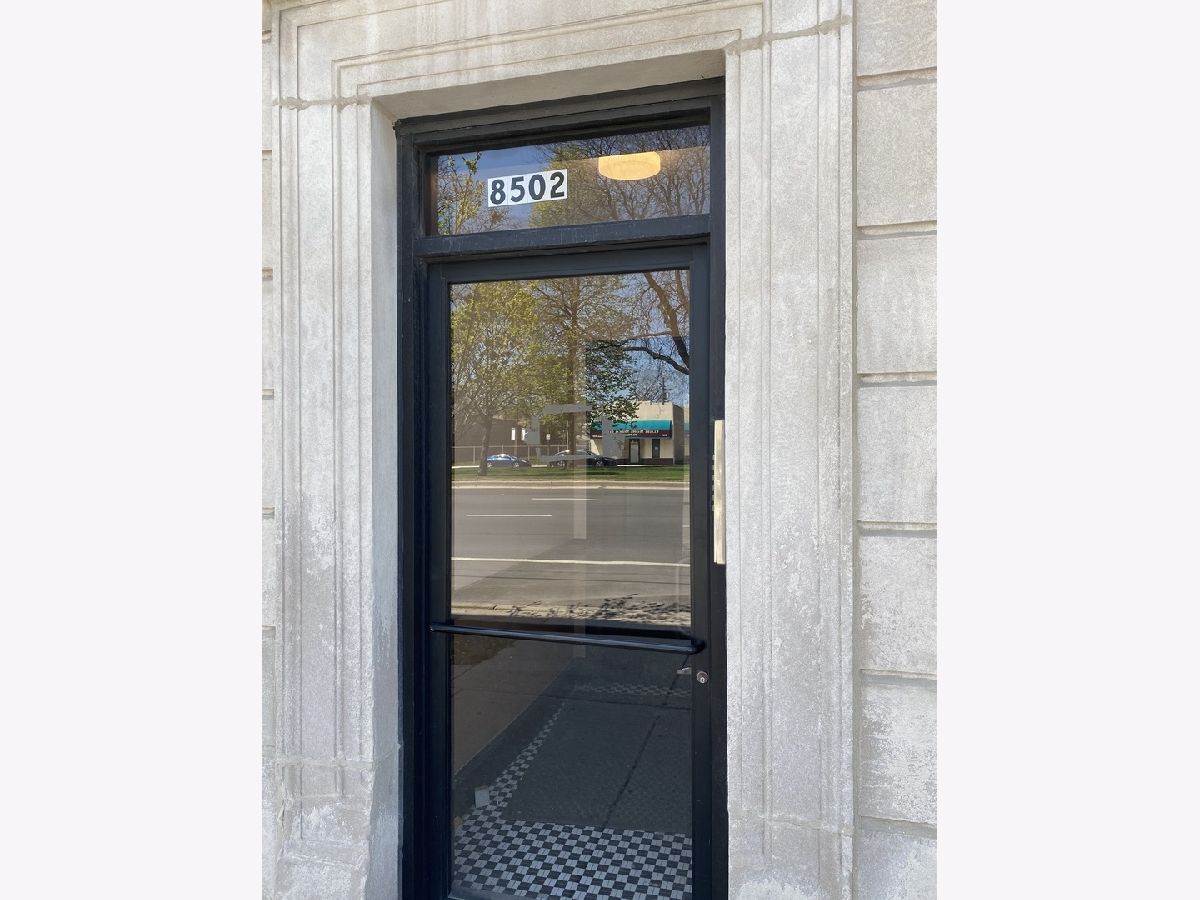 Rented Chicago Illinois, 8502 Stony Island