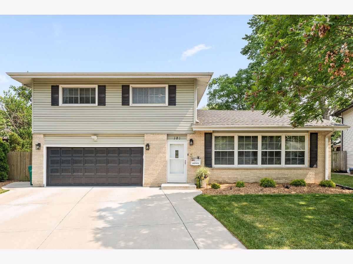Homes & Condos & Townhomes Sold Manor Hill Lombard Illinois, 101 June
