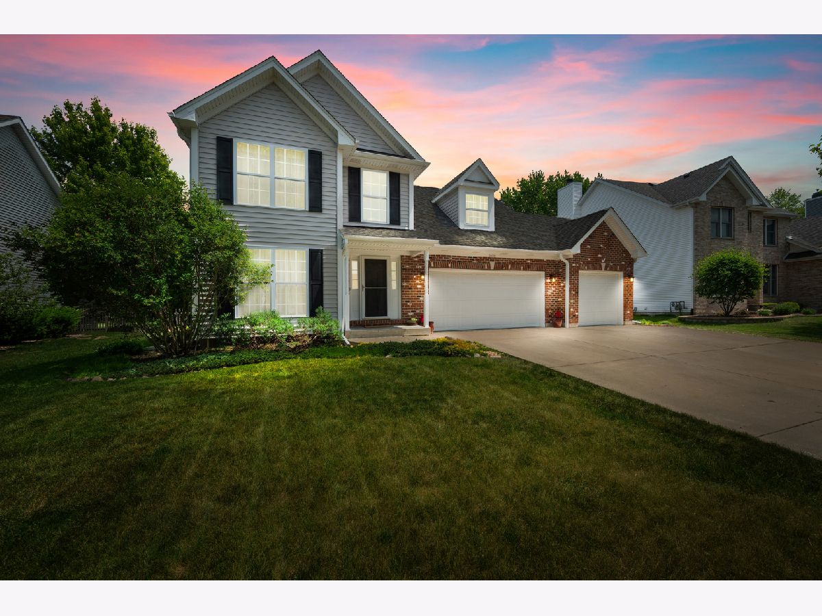 Homes & Townhomes & Condos Sold Foxpointe Sycamore Illinois, 1008 Bristol E