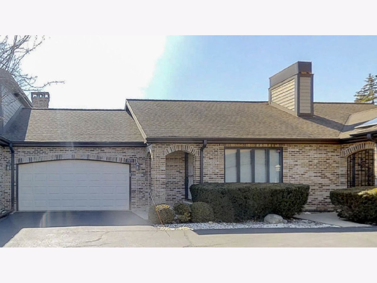 Townhomes & Condos & Homes Sold Villa Olivia Bartlett Illinois, 1870 Golf View