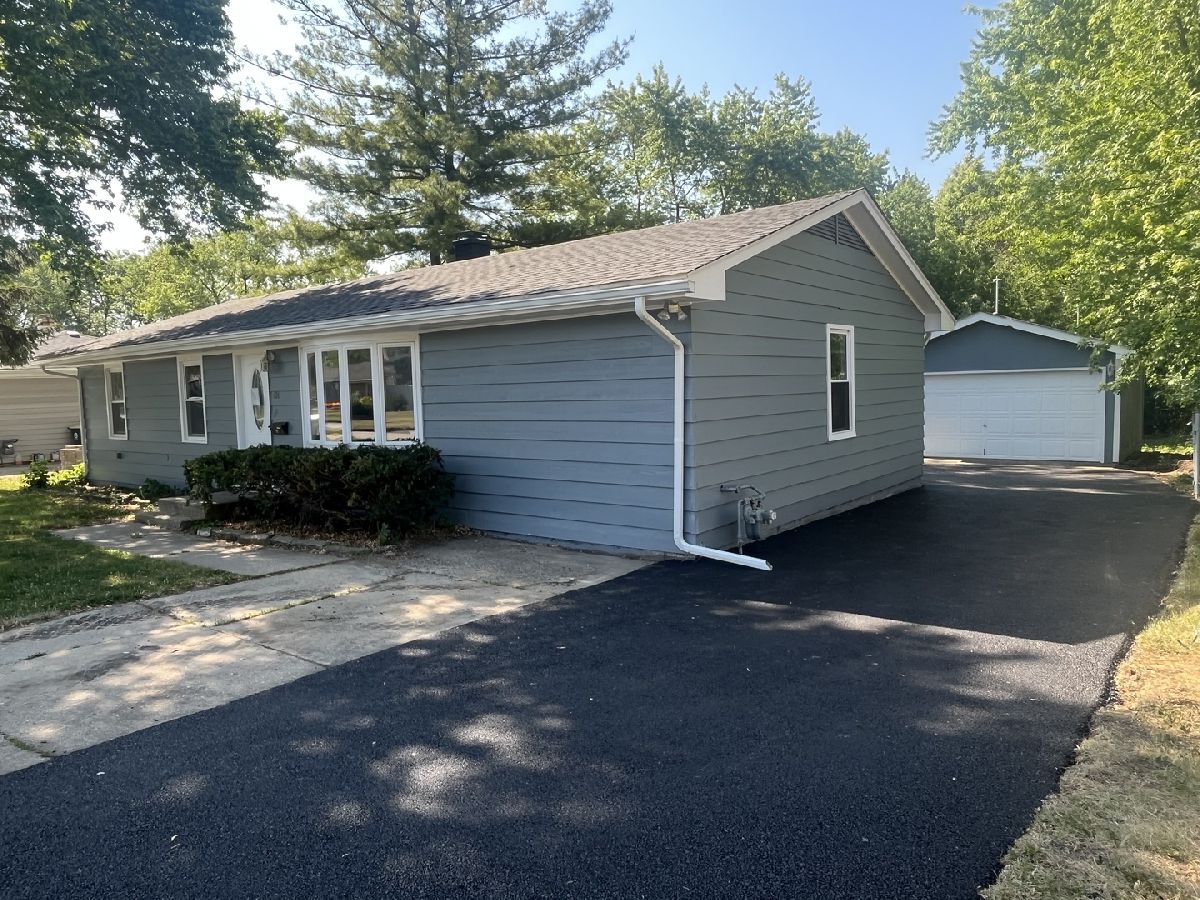 Homes Sold Twin Oaks North Aurora Illinois, 404 Locust