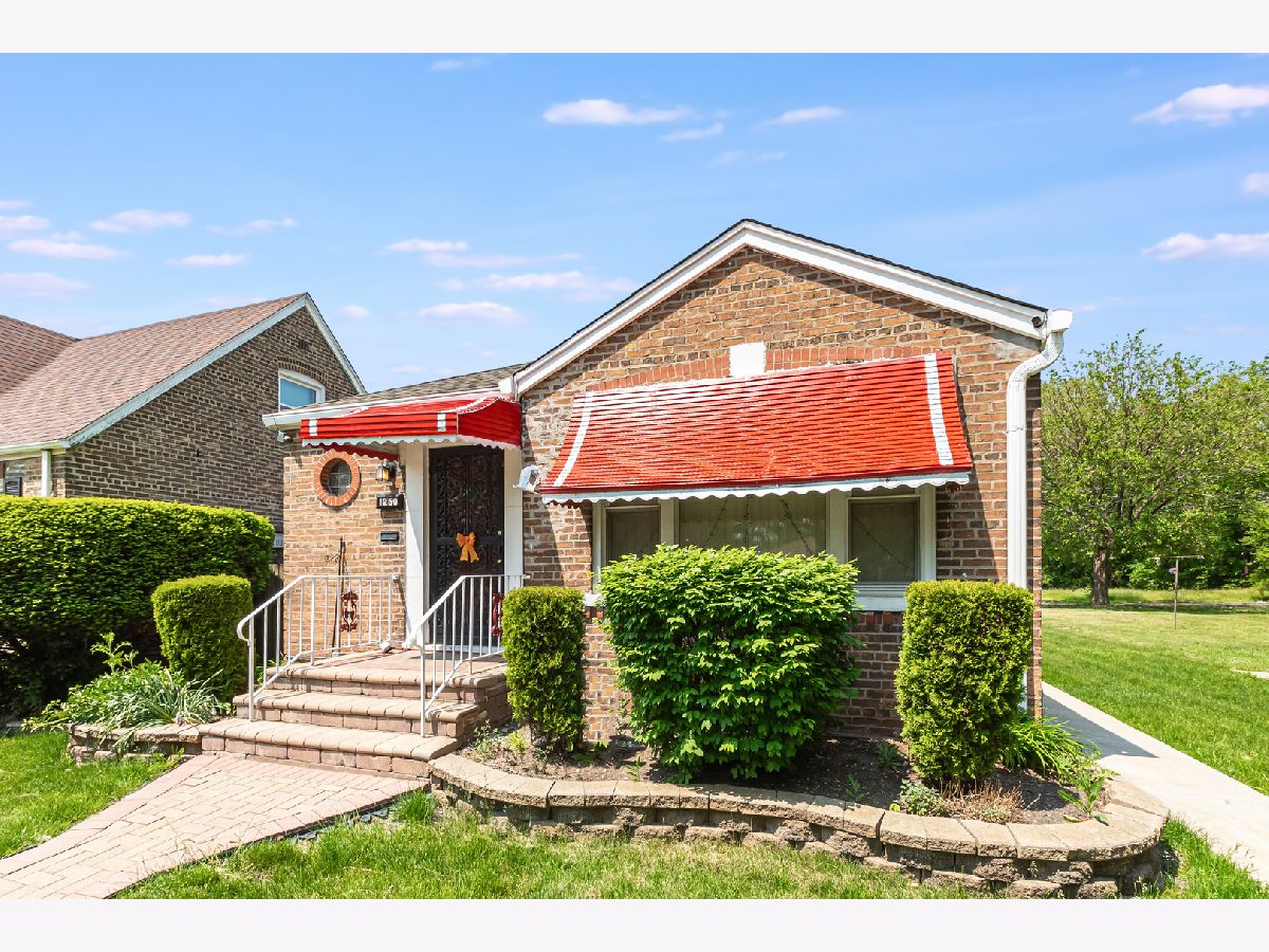 Homes & Condos & Townhomes Sold Cottage Grove Heights Chicago Illinois, 1250 97th
