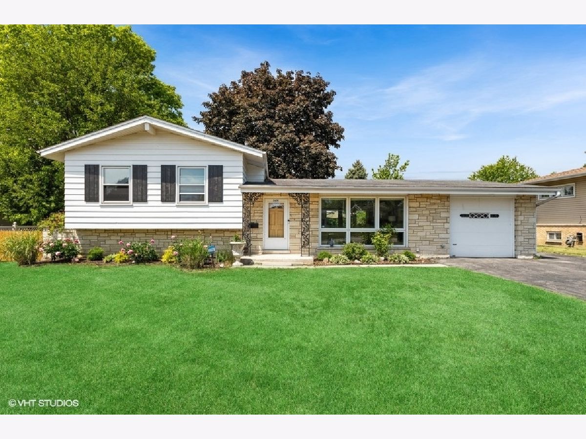  Sold Norwood Park Township Illinois, 5614 Manor